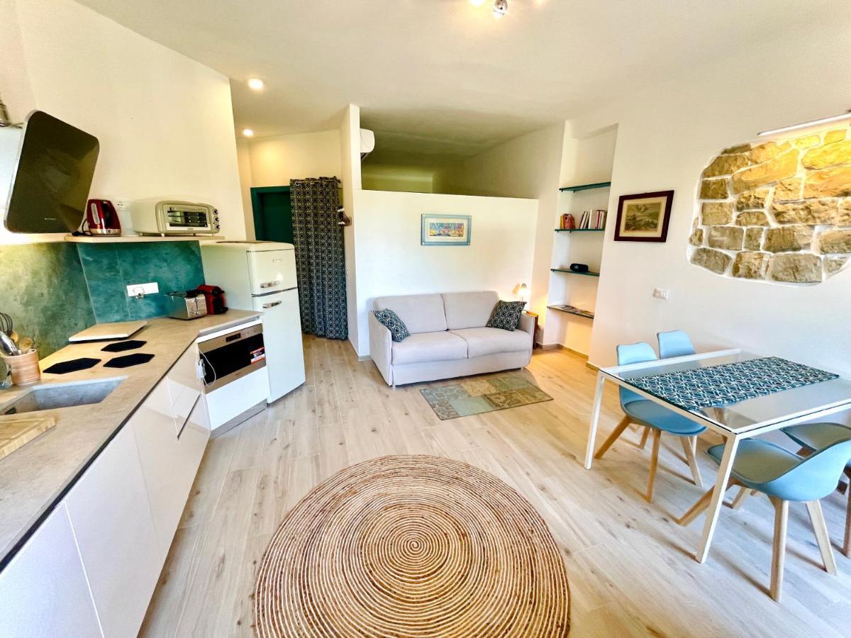 Il Sogno Dei Poeti Apartment Леричи Екстериор снимка