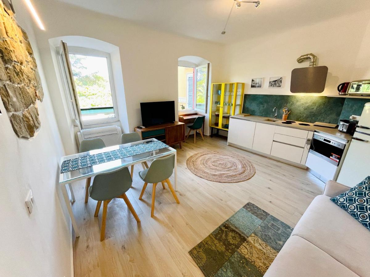 Il Sogno Dei Poeti Apartment Леричи Екстериор снимка